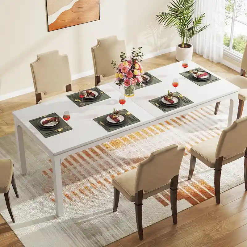 Mesa de comedor rectangular con estructura robusta