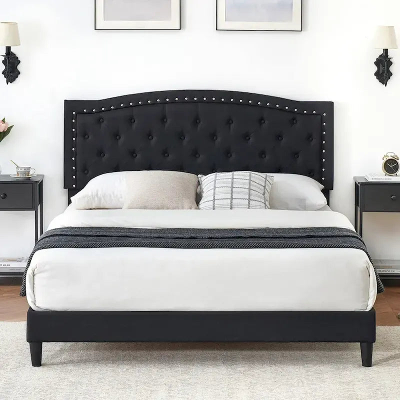 Estructura de cama tapizada tipo plataforma con capitoné gris, cabecera con capitoné de botones y borde con tachuelas, para dormitorio