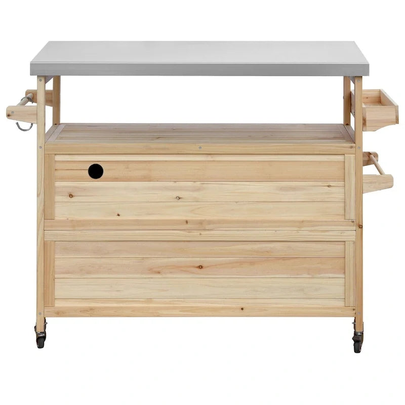 Outdoor-Kücheninsel aus Holz mit Grillwagen